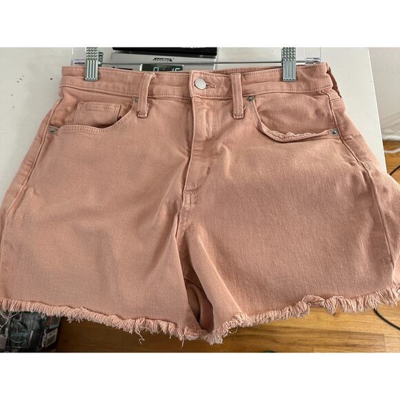 Universal Thread Peach High Rise Cut Off Raw Hem Jean Denim Shorts 8 / 29 - Picture 5 of 10